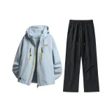 Светло-синий топ + черные штаны