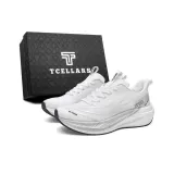 Серебристо-белый