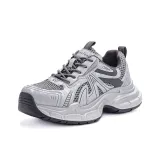 Серебристо-серый