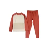 Томатно-красный