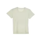 Светло-желтый, зелёный.