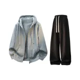 Светло-серый комплект одежды