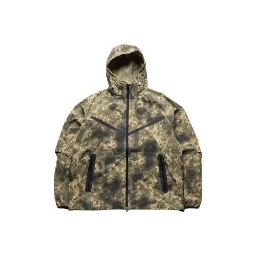 Nike Clothing Оливковый Мужской Куртки