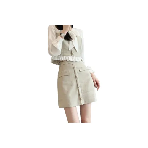 BONAS Женские Комплекты с Юбкой