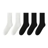 5 упаковок: 3 черных, 2 белых