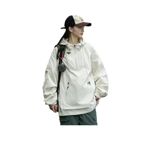 PWUE Унисекс Куртки