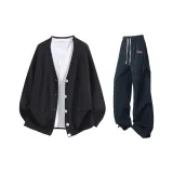 Чёрный топ + тёмно-синие штаны