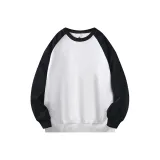 Белый, серый с черными рукавами.