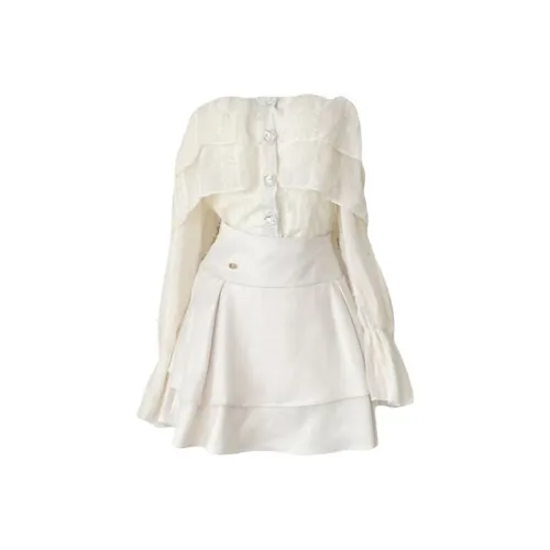 COVT Топ+Юбка Женские Комплекты с Юбкой