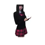 Мини юбка в клетку + черный кардиган + галстук-бабочка