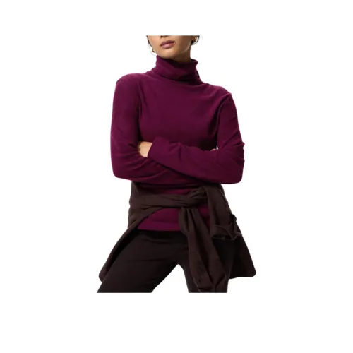 UNIQLO Фиолетовые Женские T-рубашки