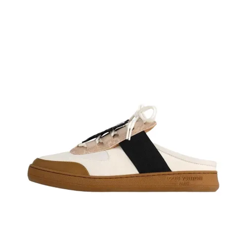LOUIS VUITTON Домашние тапочки Женские Бежевые