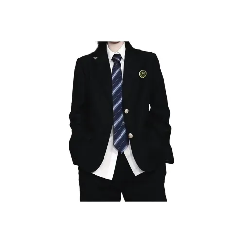 PWUE Черный Унисекс Куртки