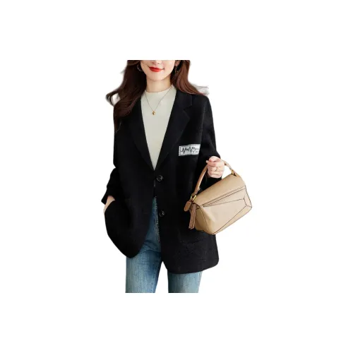 YPUT Черное Женское Короткое Пальто