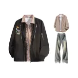 Black Coat + Coffee Check Shirt + Yellow Mud Pants  
Черное пальто + кофейная рубашка в клетку + желтые грязные штаны