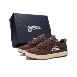 Коричневый