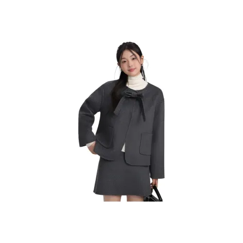 CHARM GLOW Бизнес-костюм женский