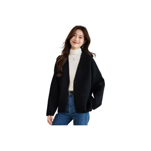 YPUT Черное Женское Короткое Пальто