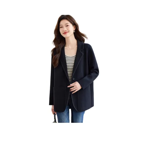 YPUT Черное Женское Короткое Пальто