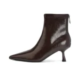 Темно-коричневый