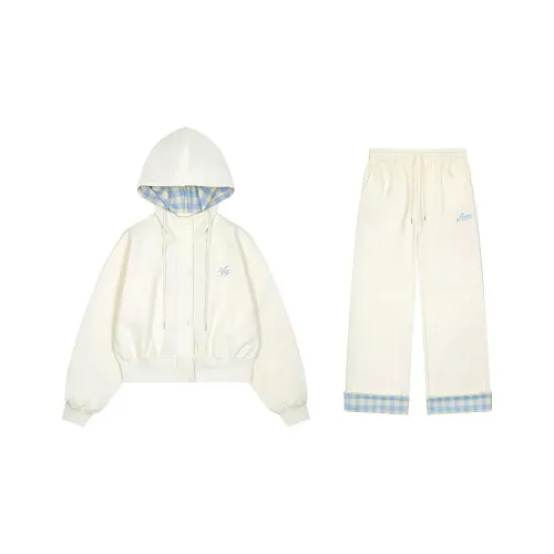 Gentle Welcome Повседневный костюм женский