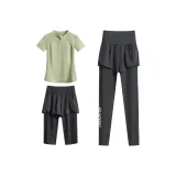 Комплект из 3 предметов (Зеленая рубашка с коротким рукавом + Серые штаны)