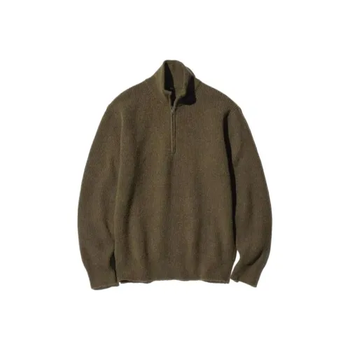 UNIQLO Темно-оливковый унисекс трикотаж