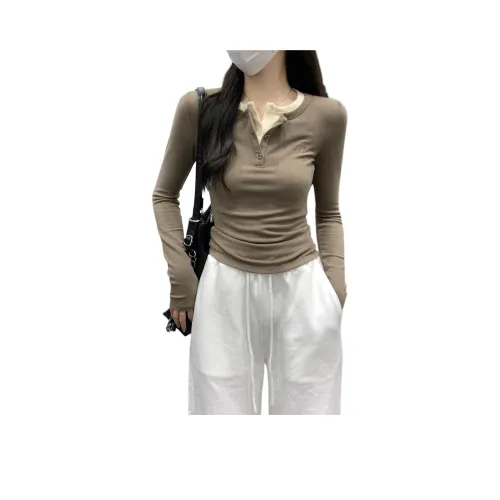 CASTLE WOODS Стандартная T-рубашка Женская