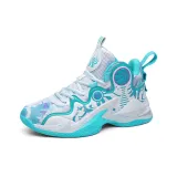 Лунно-белый