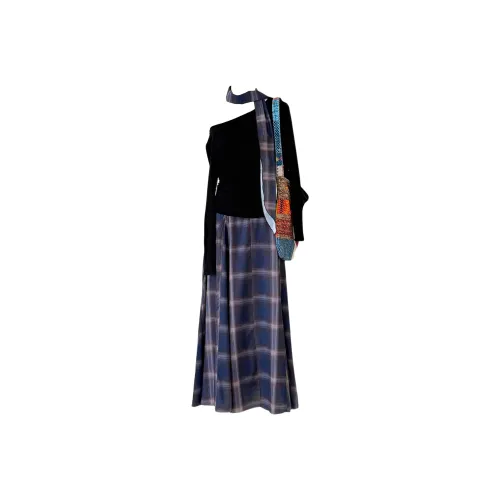 Udon House Женские Комплекты с Юбкой