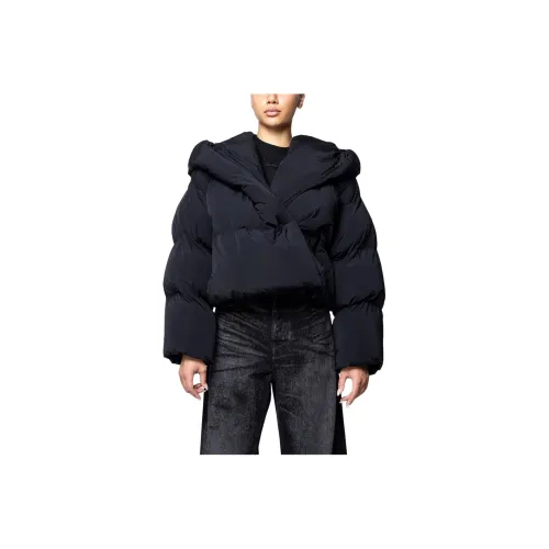 DIESEL Пуховики и зимние пальто Женские