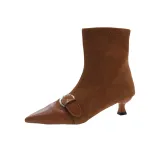 Коричневый