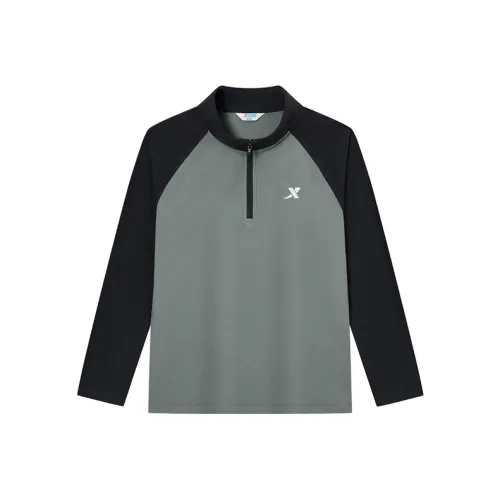 XTEP Унисекс T-рубашки