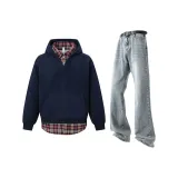 Темно-синий свитшот + светло-синие джинсы с разрезом