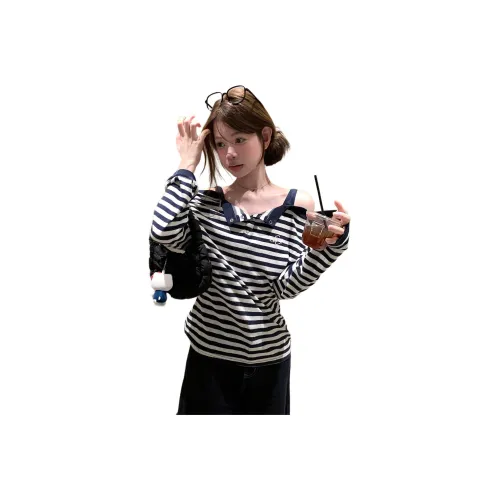 The Temptation Of The Muse T-Shirt Женская