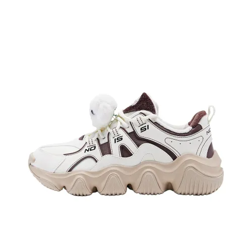 QIAODAN Claw Shoes 2,0 противоскользящие устойчивые к истиранию термические низкие топовые кроссовки с подошвой из ткани "толстая подошва" Женские Белые Коричневые