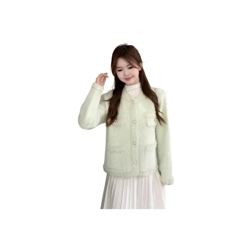 Gentle Welcome Cropped Coat Women's