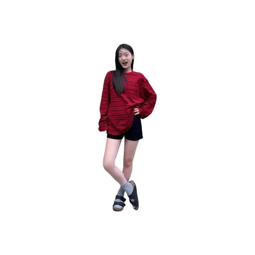 Gentle Welcome Standard T-Shirt Женская