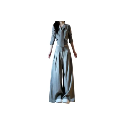 The Temptation Of The Muse Повседневный костюм женский