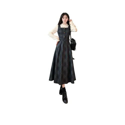 Amyway Женские Комплекты с Юбкой