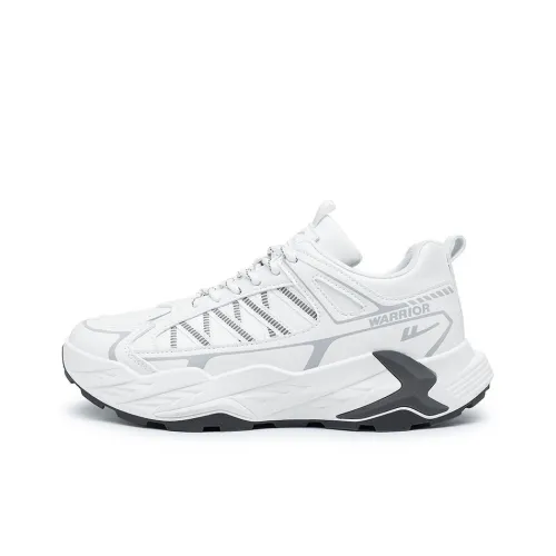 Warrior Альпинистские и туристические ботинки низкие мужские