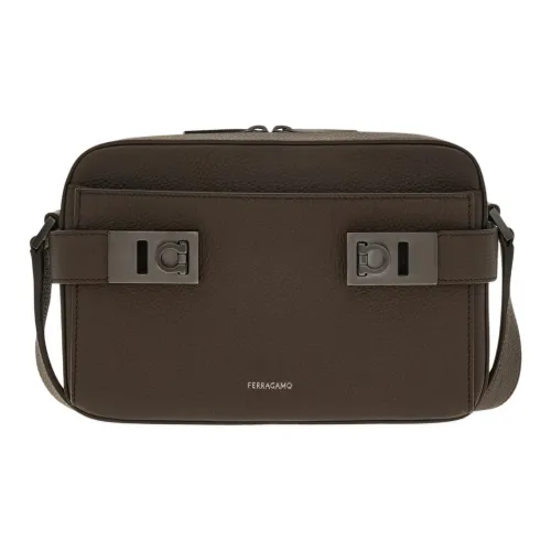 Ferragamo Gancini Hammered Телячья кожа Сумка через плечо Сумка на плечо Мужская Темно-коричневая