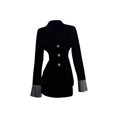 Incolore Женские Повседневные Костюмы