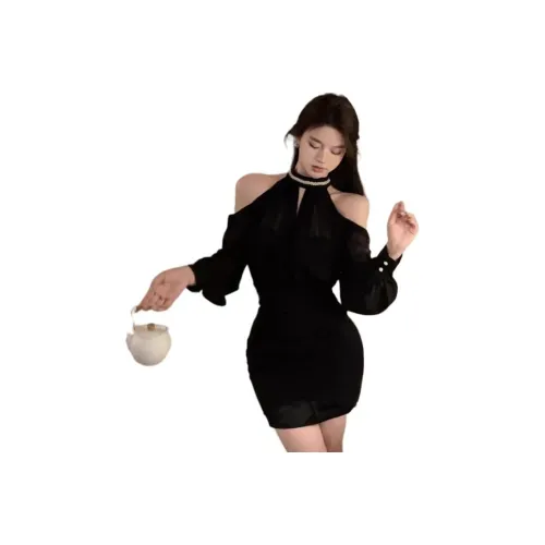 Gentle Welcome Длинное платье с длинными рукавами женское