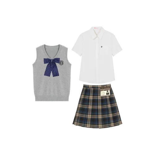 Sato Supun Белый SAKURA Рубашка + Светло-серый Свитер Майка + Маленькая Чайная Кружка Клетчатый Юбка + Темно-синий Гороховый узор Галстуки-бабочки + Горизонтальный Прозрачный Значок на Груди Женская Униформа