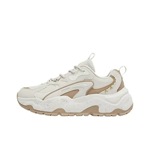 QIAODAN Сыры Амортизация Водонепроницаемый Поддержка Низкий Топ Повседневная обувь Женские Лунный Серый Пшенично-коричневый