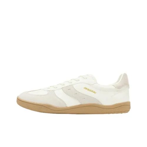 QIAODAN Легкий и Дышащий Низкий Топ Немецкая Армия Кроссовки Мужской Айвори Белый Пыльный Хаки