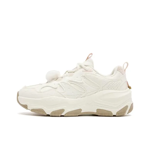 QIAODAN Противоскользящий устойчивый к истиранию низкий топ повседневная обувь женский цвет слоновая кость прозрачный розовый