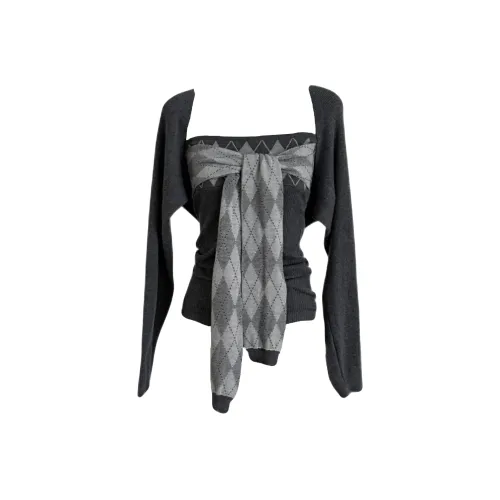 Udon House Серый Женский Трикотаж