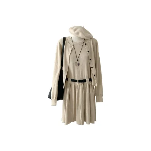 Local Gal Женские Комплекты с Юбкой